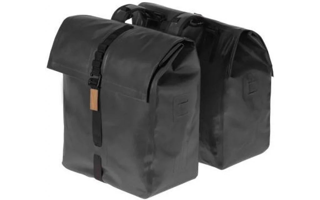 Basil Urban Dry Double Pannier 50 liters - Matt Black